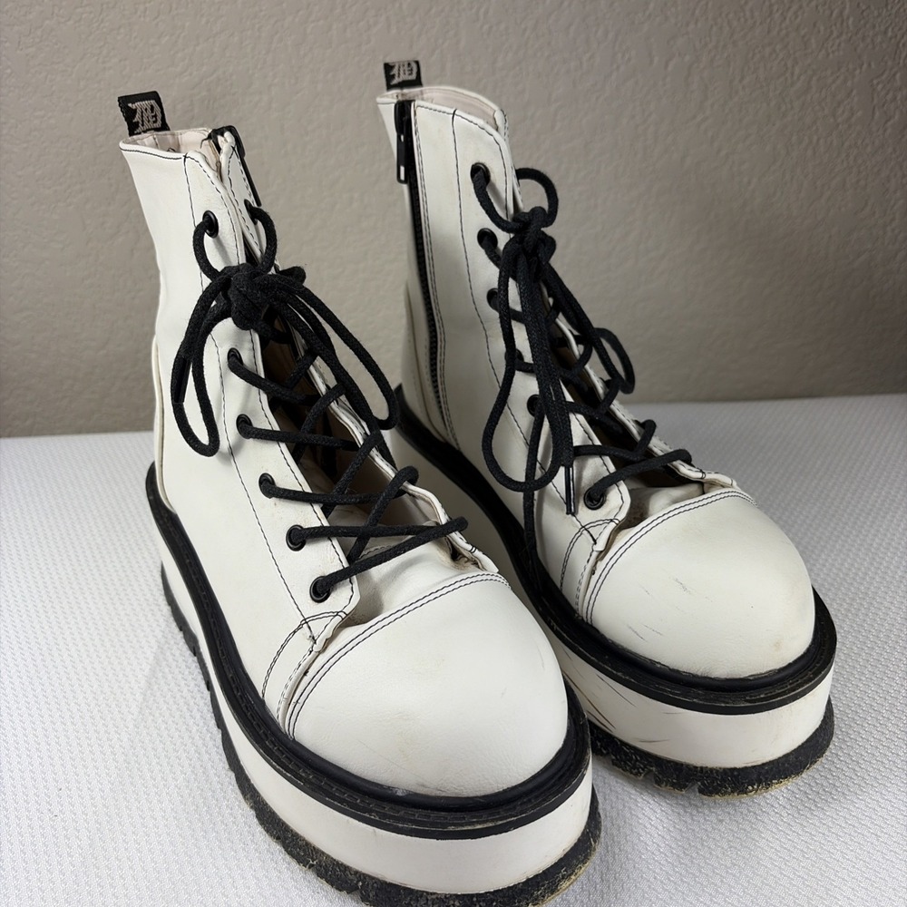 DEMONIA SLACKER-55 Punk Goth Punk White Lace Up Platform Womens Ankle Boots